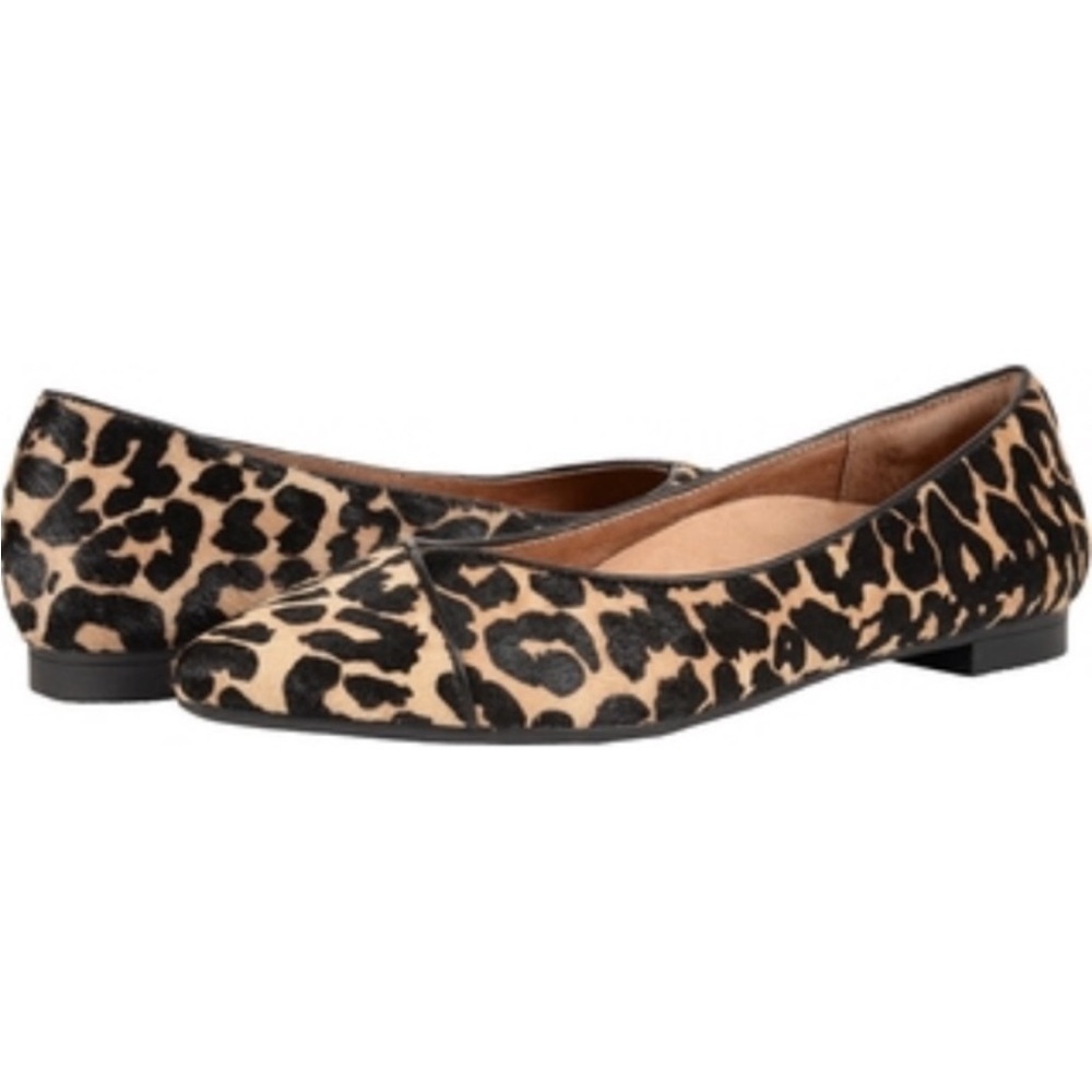 Vionic Caballo Calf Hair Tan Leopard Pointed Flats 8.5